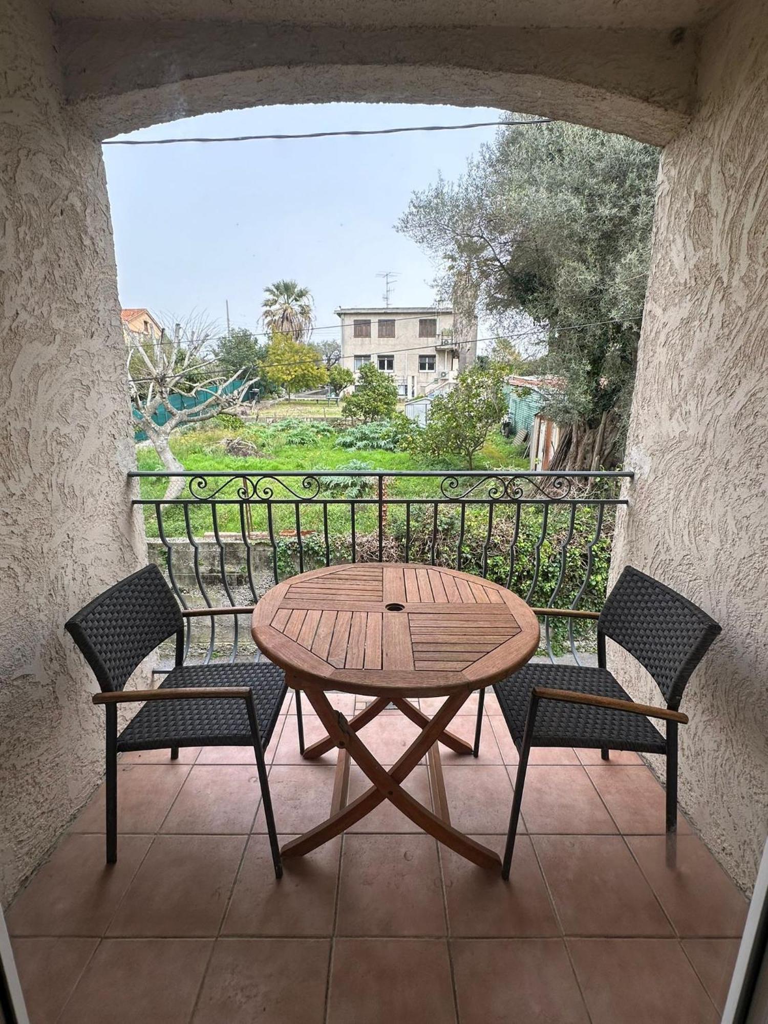 Villa Constance 3 Antibes - Spacieux Logement En Dernier Etage Экстерьер фото