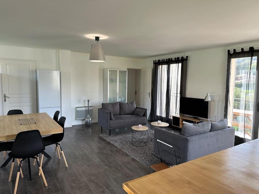 Villa Constance 3 Antibes - Spacieux Logement En Dernier Etage Экстерьер фото